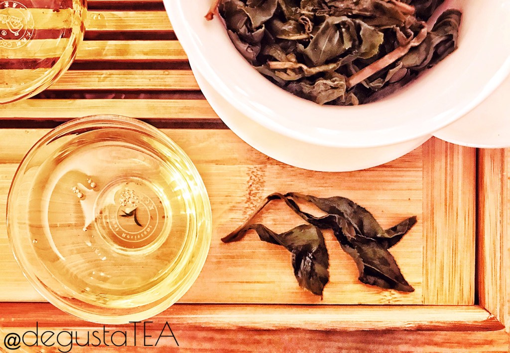 Degustando il Fu Shou Shan, tè Oolong di&nbsp;Taiwan